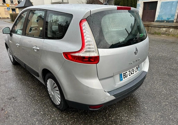 Renault Grand Scenic cena 18800 przebieg: 209000, rok produkcji 2011 z Przemyśl małe 92